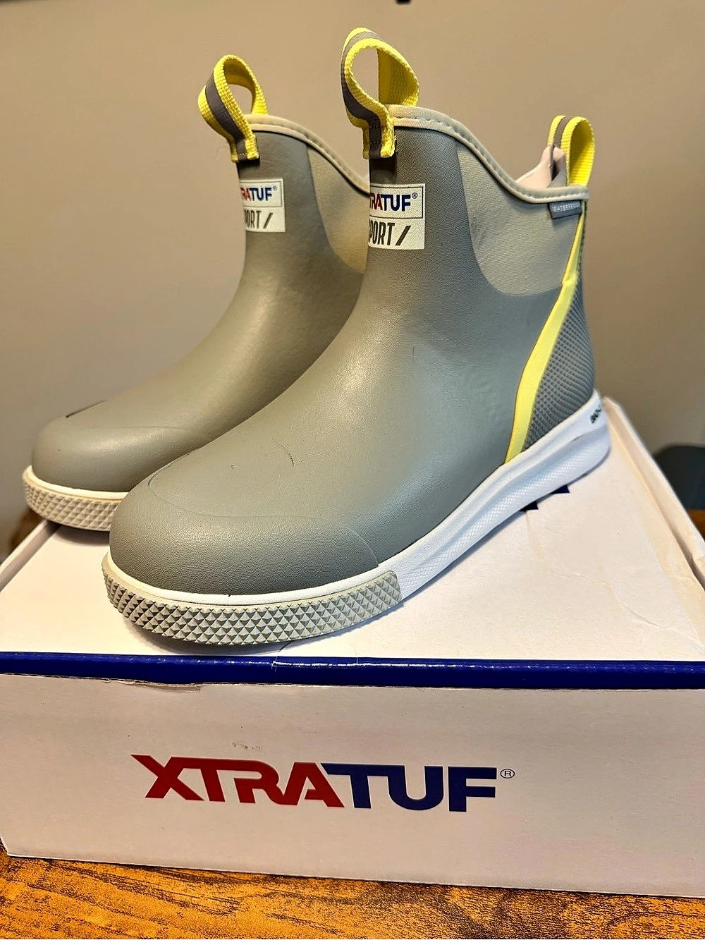 Xtratuf Ankle Deck Boot Sport in Gray & Yellow US 9W